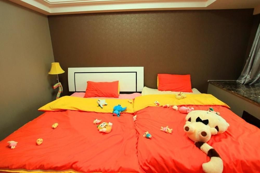 Red Orange Hotel Hangzhou Exterior photo